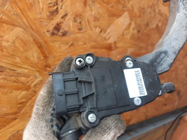 Педали газа 96408078 GM