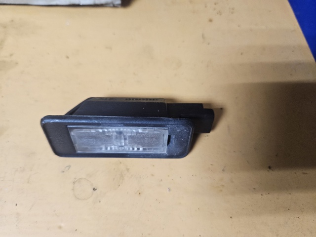 Фонарь подсветки заднего номера 9682403680 PEUGEOT