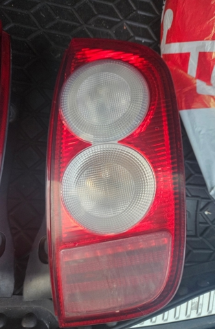Фонарь задний правый B6550AX720 NISSAN