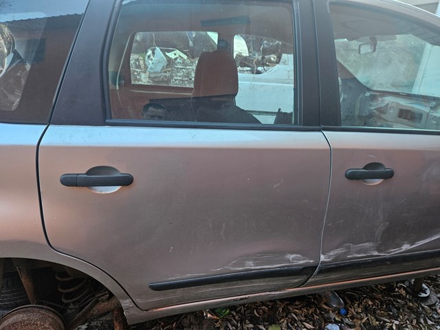 NISSAN H21009U0M0 Дверь задняя правая в наличии Львов