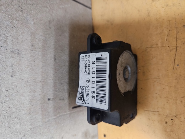 Мотор заслонки рециркуляции воздуха T1006419G PEUGEOT