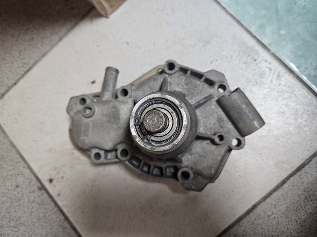 VKPC86602 SKF Помпа водяная (насос) охлаждения купить в Житомир
