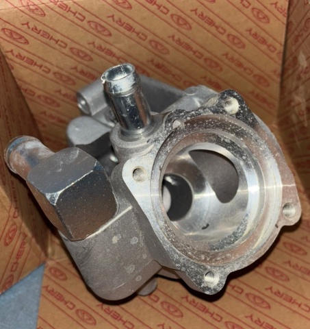 Корпус термостата в сборе 481H1306011AB CHERY