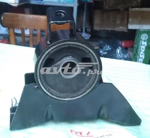 MAZDA B25D3906YB Подушка (опора) двигателя правая в наличии Днепр