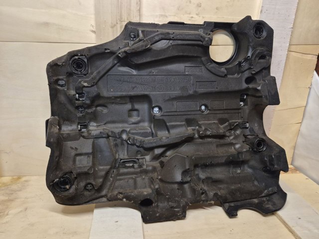 03L103925AN VAG Крышка мотора декоративная купить в Запорожье