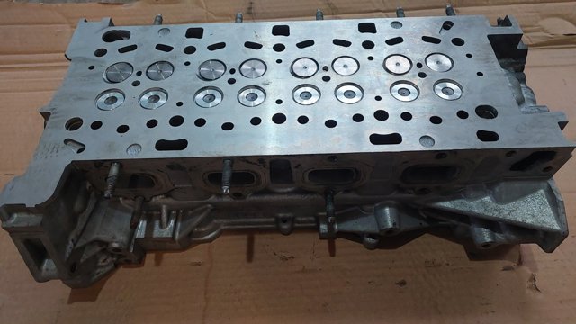 RENAULT 110422959R ГБЦ в наличии Ужгород