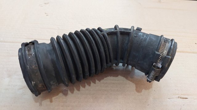 165750686R RENAULT Патрубок воздушный, выход воздушного фильтра купить в Кривой Рог