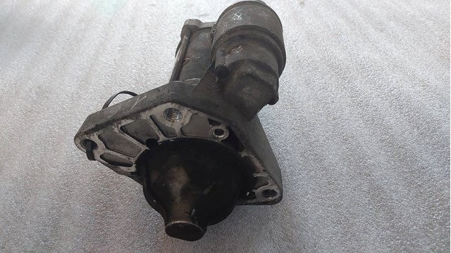 RENAULT 233000106R Стартер в наличии Львов