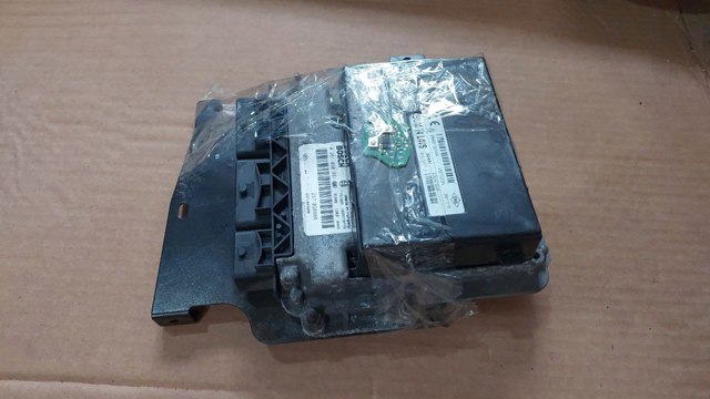 237103888R RENAULT Блок управления двигателем купить в Ирпень