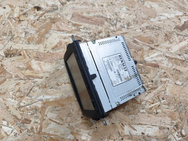 281150494R RENAULT Магнитола (радио AM/FM) купить в Запорожье