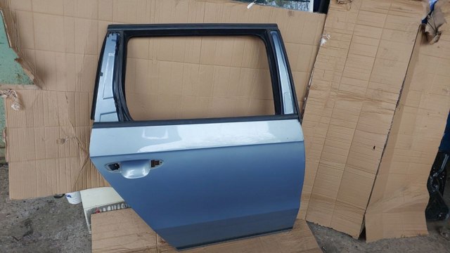 3AF833056 Дверь задняя правая купить Каменское
