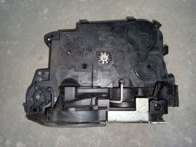 BMW 51227060296 Замок двери задней правой в наличии Житомир