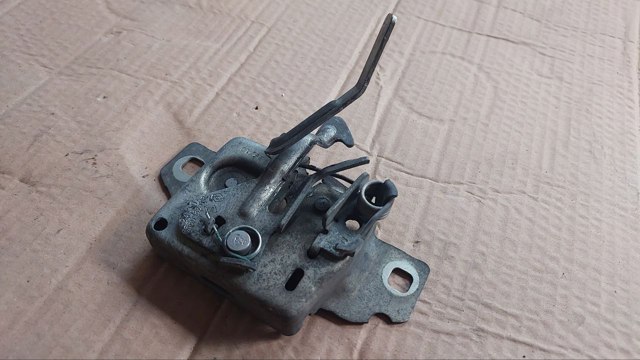 656018201R RENAULT Замок капота купить в Ровно
