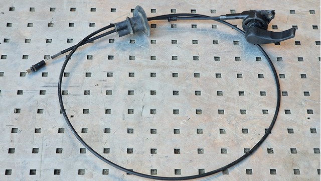 656203754R RENAULT Трос капота купить в Николаев