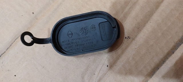 Крышка бака омывателя Renault Trafic 2