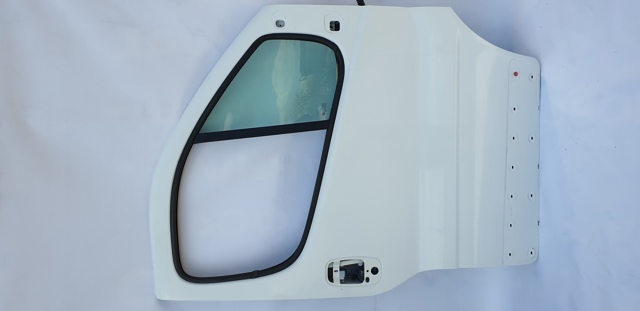 Двери Renault Trafic