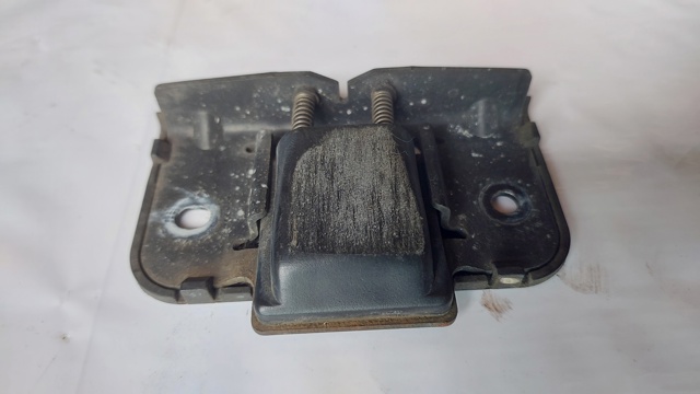 8200013860 RENAULT Буфер (отбойник) крышки багажника (двери 3/5-й задней) купить в Винница