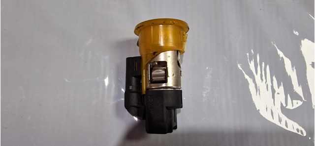 RENAULT 8200021577 в наличии Украина