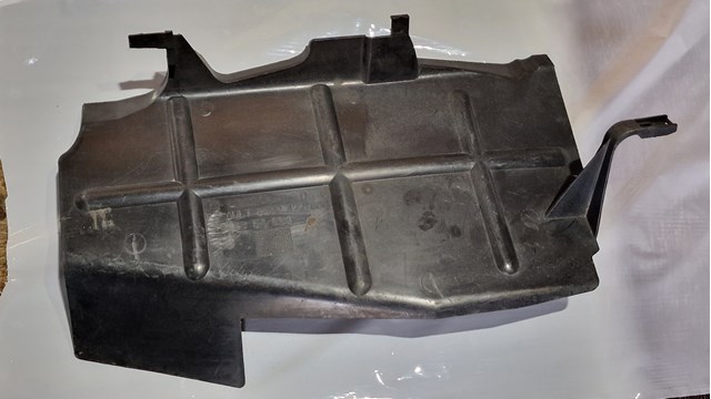 8200422680 Правый дефлектор радиатора купить Полтава