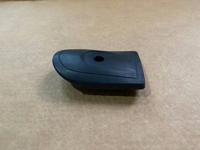 8200628449 RENAULT Заглушка ограничителя двери купить в Хмельницкий