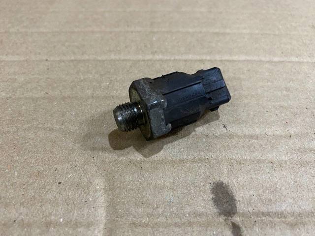 Датчик детонации Рено Меган 1