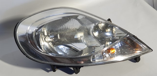 RENAULT 8200701356 Фара правая в наличии Одесса