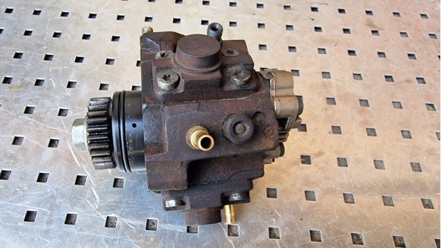 RENAULT 8200803375 Насос топливный высокого давления (ТНВД) в наличии Кривой Рог