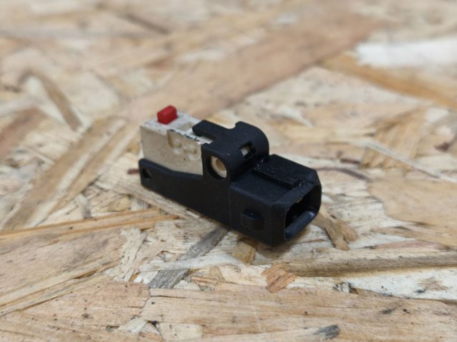 93BG18578EA купить Черновцы