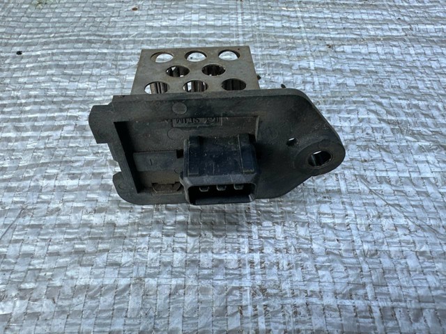 Регулятор оборотов вентилятора, блок управления 9641212480 PEUGEOT