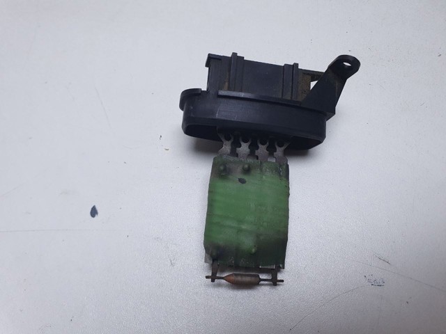A0018212560 MERCEDES Резистор (сопротивление) вентилятора печки (отопителя салона) купить в Одесса