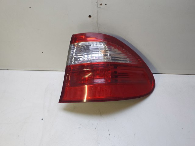 MERCEDES A2118201664 Фонарь задний правый внешний в наличии Полтава