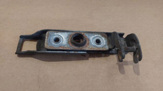 Замок капота Mercedes Sprinter II 3-t