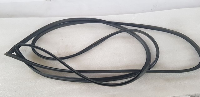 Прокладка лобового стекла Mercedes Sprinter 1 2-t