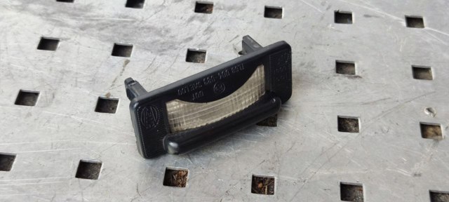 Фонарь освещения номера Mercedes Sprinter 1 2-t