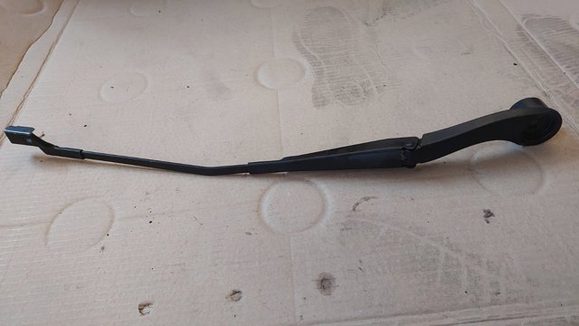 BK2117526BB FORD Рычаг-поводок стеклоочистителя лобового стекла купить в Житомир