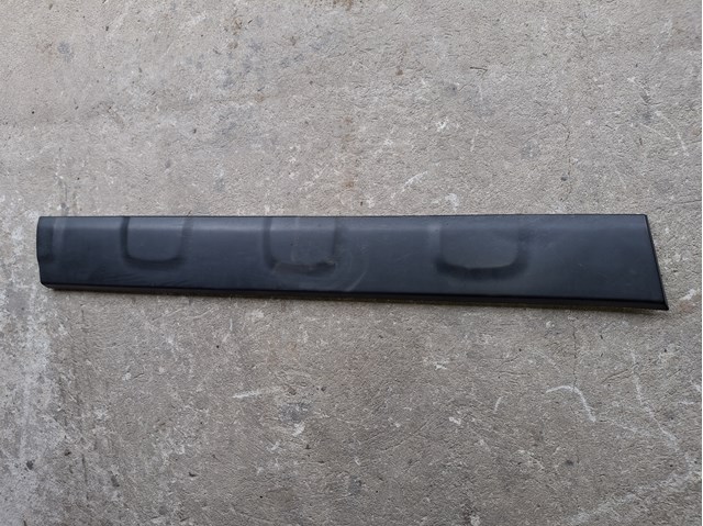Накладка передней правой двери 75312SWWE01 HONDA