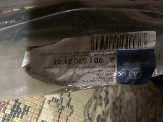 MERCEDES A9018200144 Поводок стеклоочистителя в наличии Хмельницкий