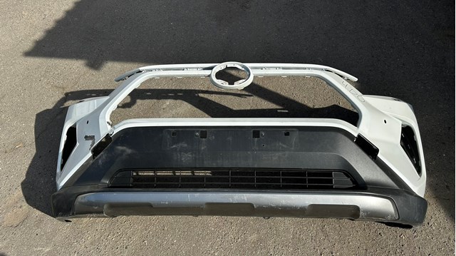Накладка бампера переднего 5241142909 TOYOTA