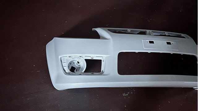 ELIT KH6835900 Бампер передний в наличии Винница