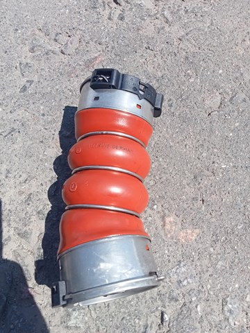 Патрубок интеркуллера 11617805401 BMW