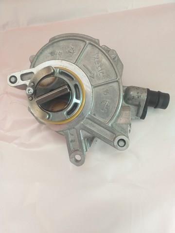 Механический вакуумный насос BMW 5