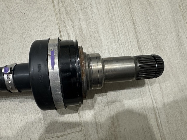 33208487511 BMW Полуось задняя левая купить в Черкассы