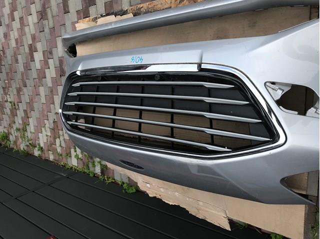 Передний бампер Ford Focus IV