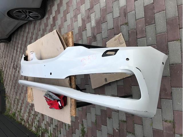 Передний бампер 51117427442 BMW