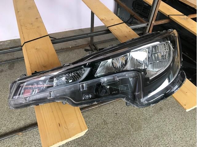 Фара левая 8115002S60 TOYOTA
