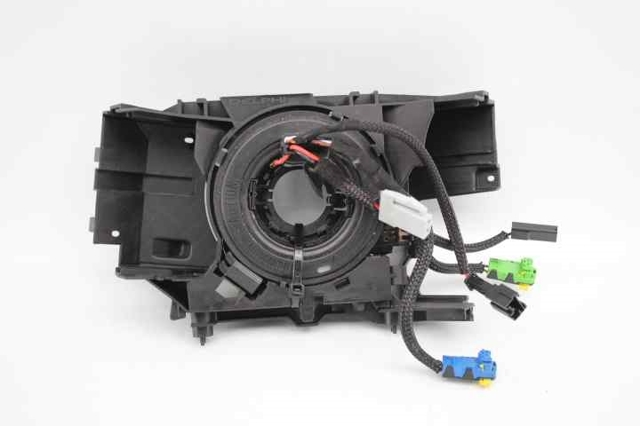 Переключатель подрулевой, центральная часть RP8201590627 ResQparts