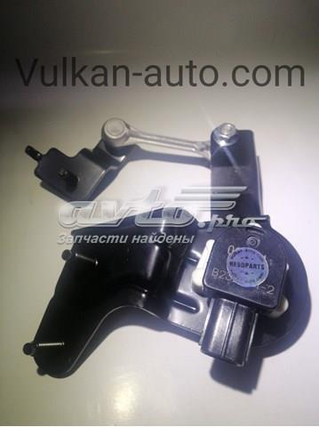 ResQparts RP84031FG000 Датчик уровня положения кузова задний в наличии Киев