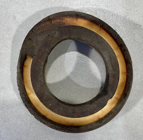 Опорная тарелка пружины задняя на chrysler 200 2 2015 верхняя. 68189493AB