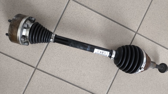 Привод в сборе левый Шкода Суперб II