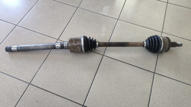 Привод передний правый LR047294 LAND ROVER
